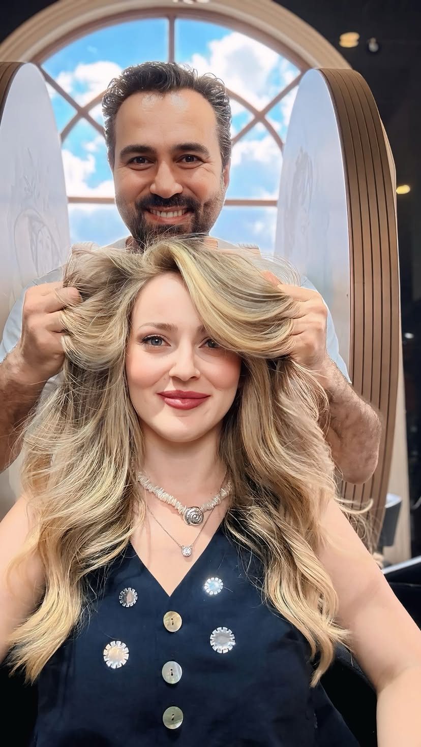 Mehmet Kaya Hair salonunda profesyonel saç tasarımı